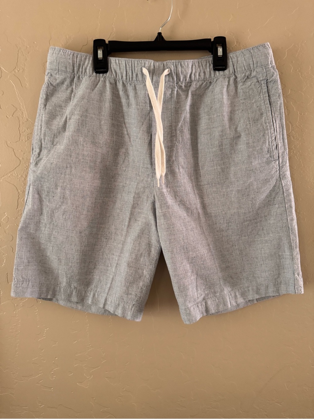 H&M Light Gray Drawstring Linen-Blend Men’s Shorts